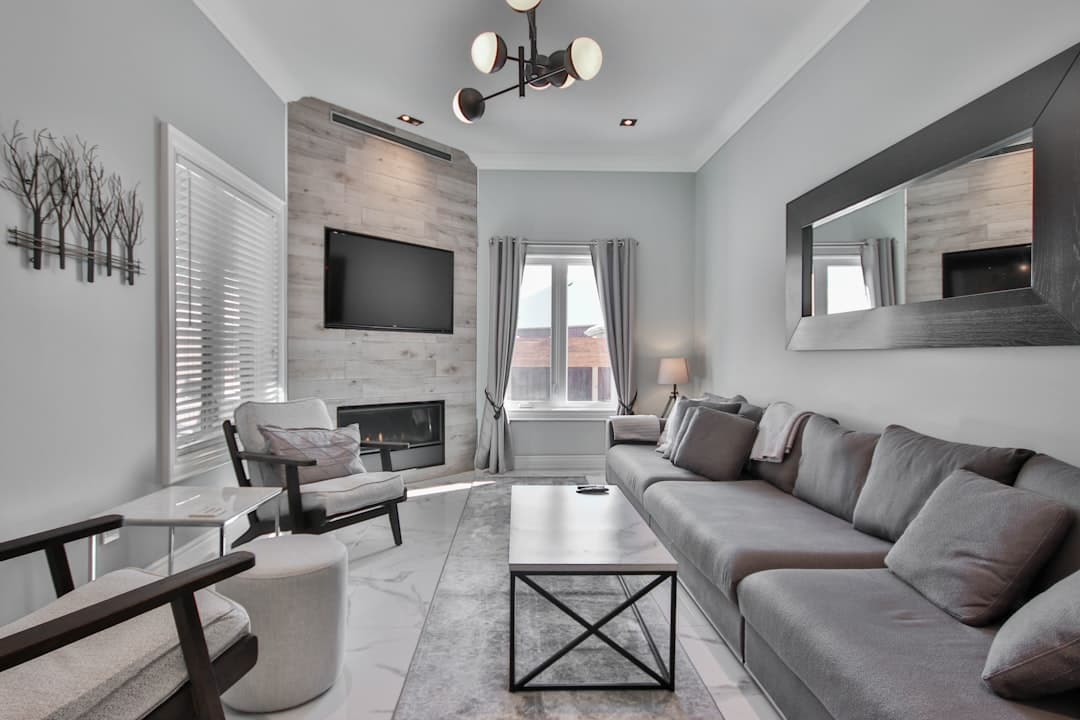 TV Mounting services in Tampa Bay — Best Bay Services